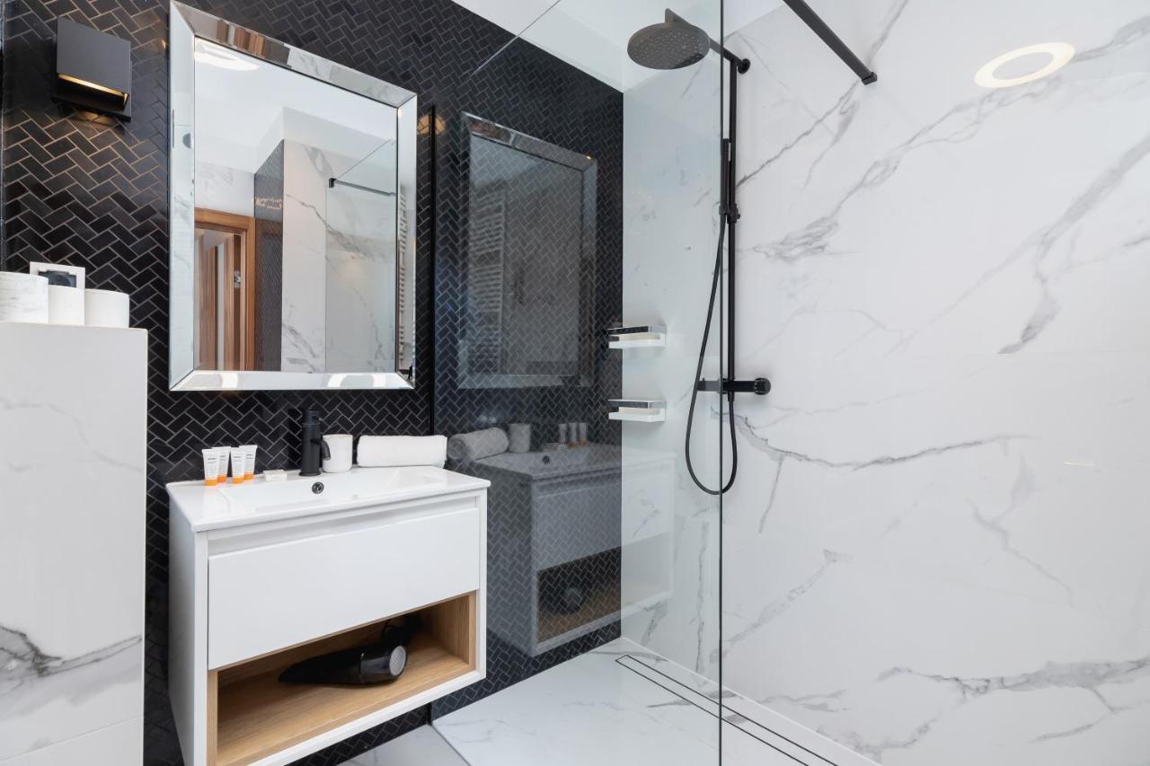 Apartment Chopina Cracow By Renters